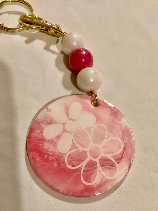 2” Round Acrylic White Flowers & Fluid Art Beaded Keychain w/leaf charm