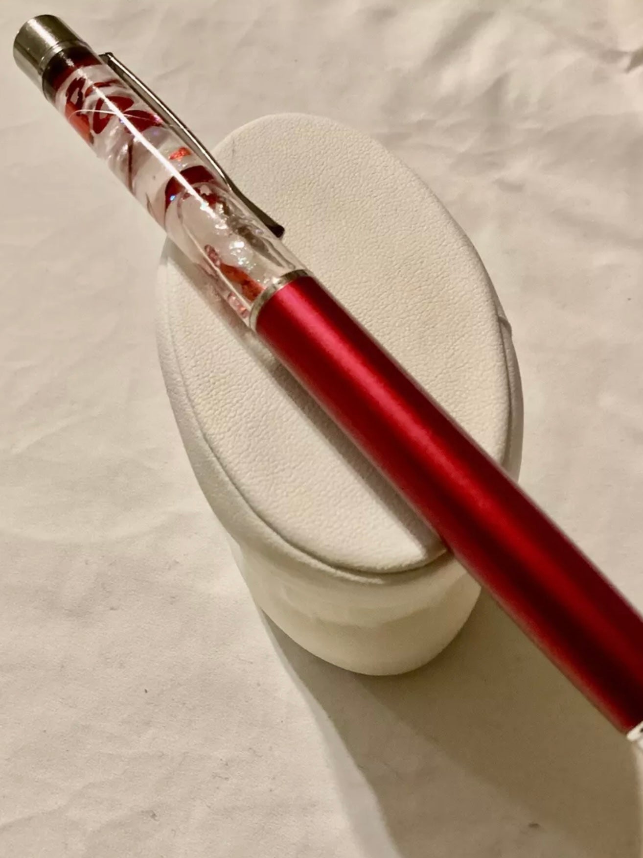 Handmade New Red Hearts White Roses & White Pearls Red Float Pen