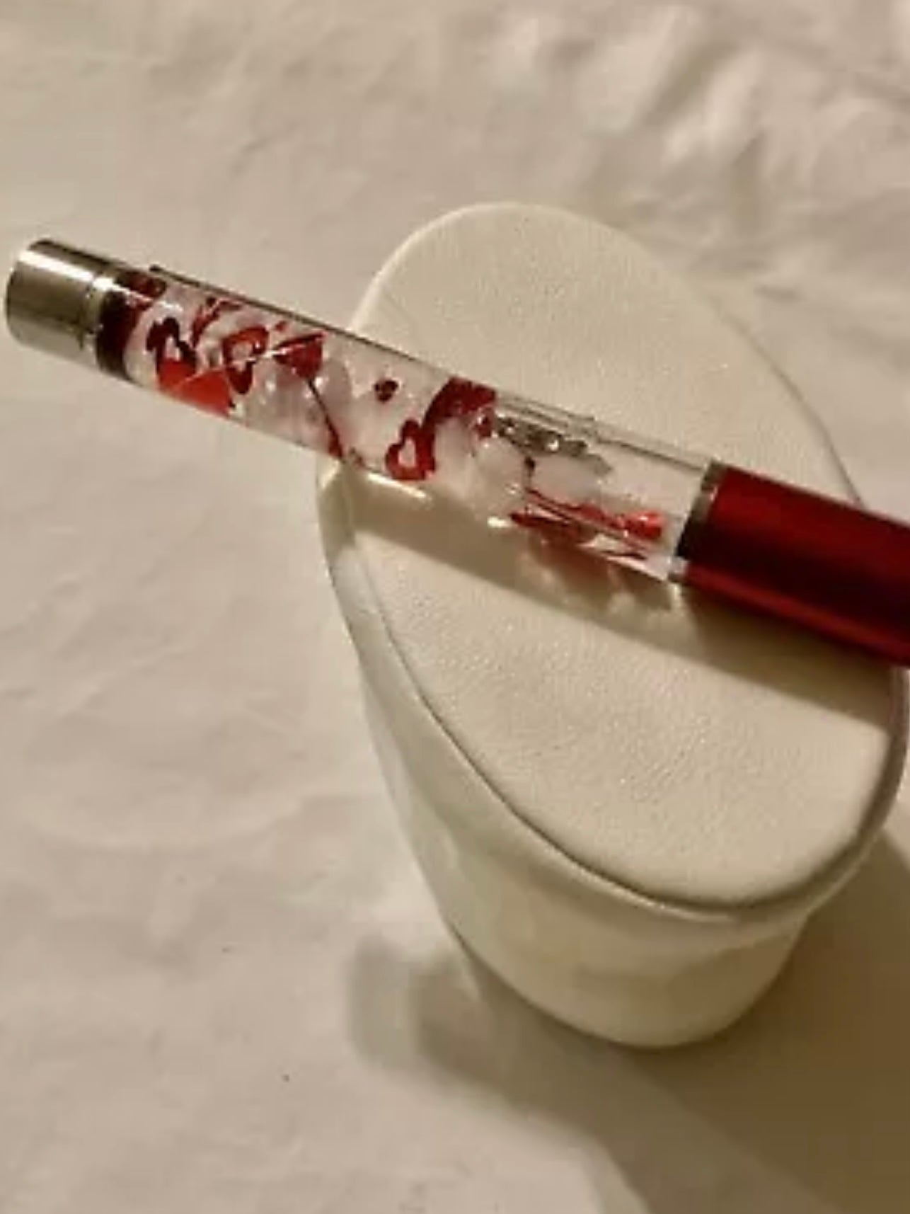 Handmade New Red Hearts White Roses & White Pearls Red Float Pen