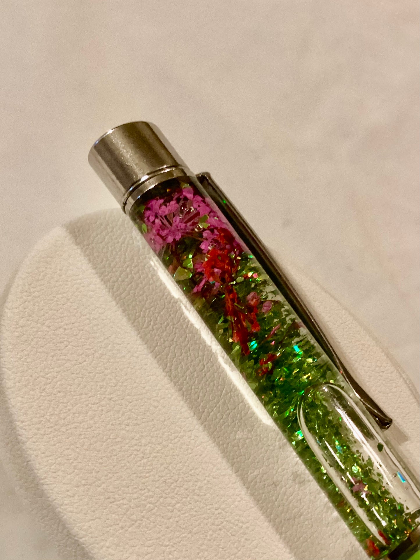 Handmade New Pretty Dried Flowers w/ Neon Green Glitter Float Pen