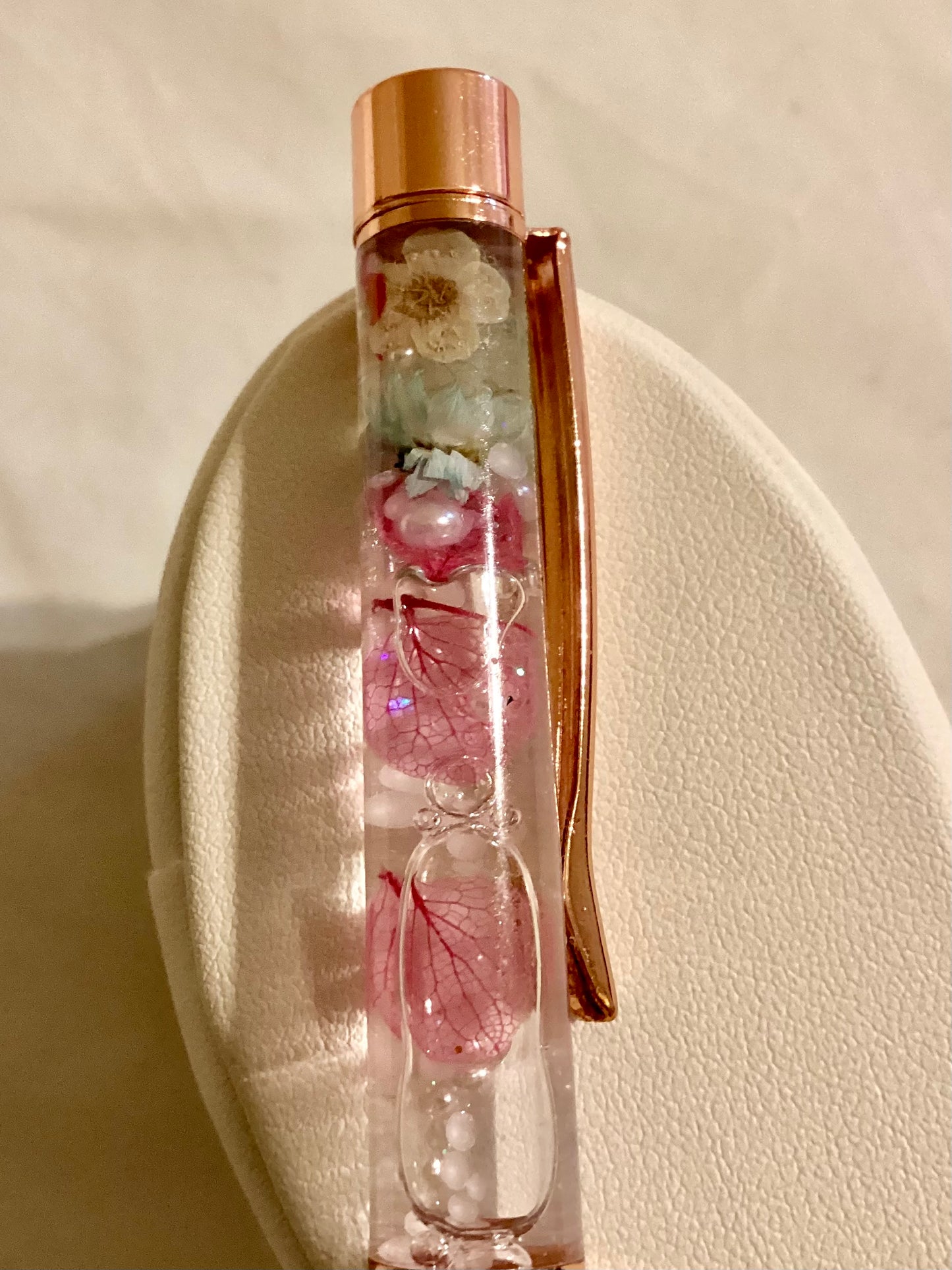 Handmade New Pastel Dried Flowers & Petals With White Pearls Float Pen