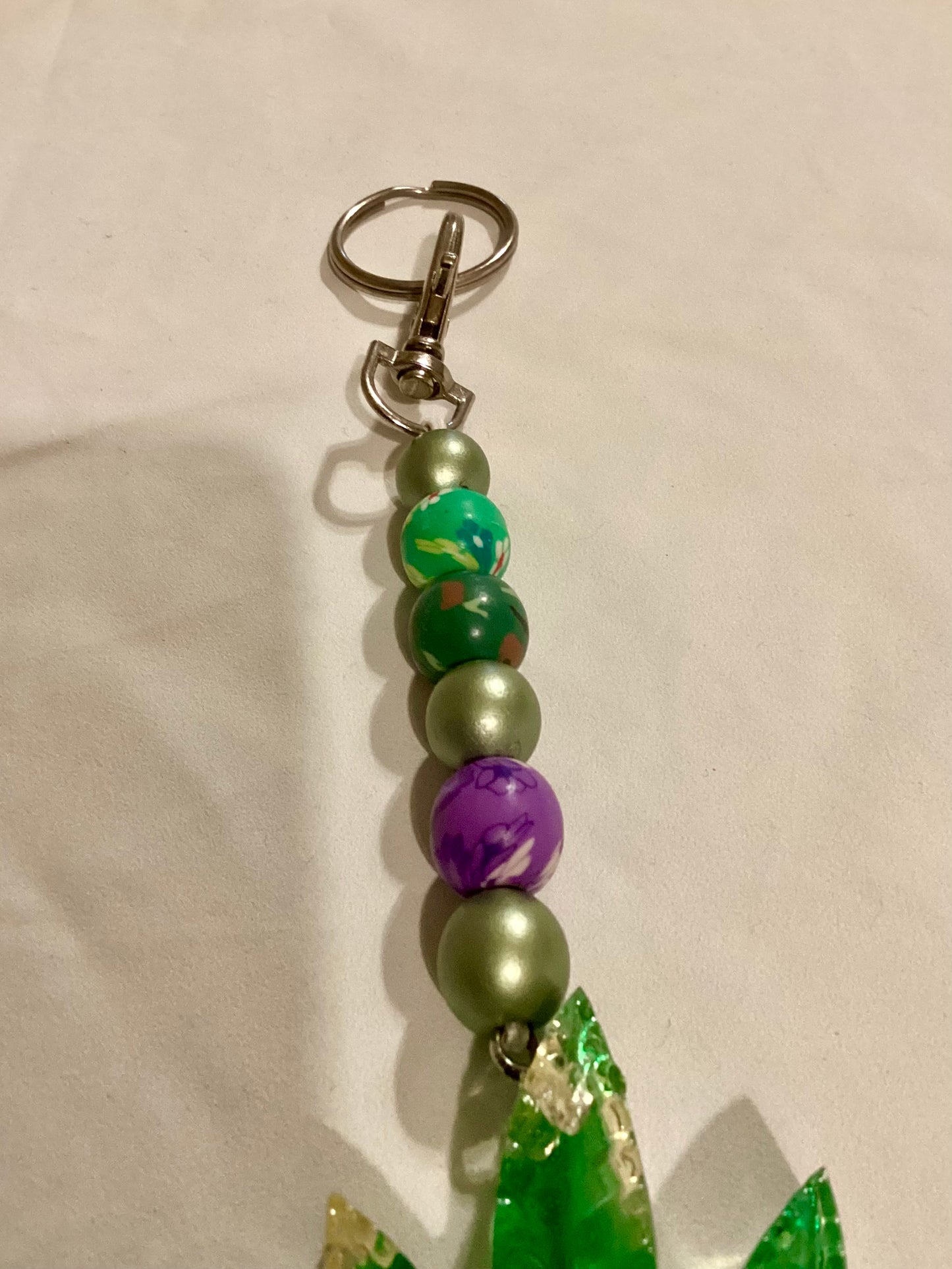 Handmade 1.5” Resin Green Weed Leaf Medallion & Beaded Stretchy Key Chain