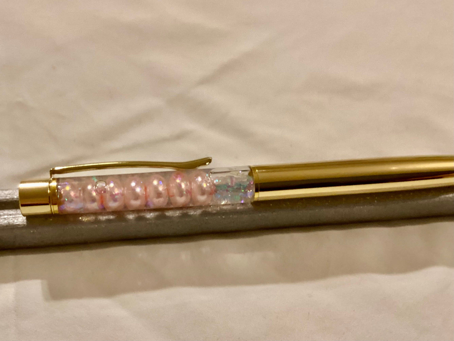 Handmade New Gorgeous White Glitter & Pink Beads Float Pen w/gold Hardware